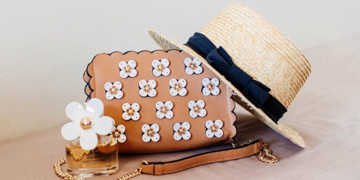 Bagging Brilliance: Unveiling the Chic Chronicles of Fashion's Must-Have  Arm Candy – Life and Tech Shots Magazine